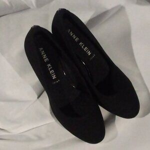 Women's Anne Klein Akebony Ebony, Black, Size 7.5 Heels